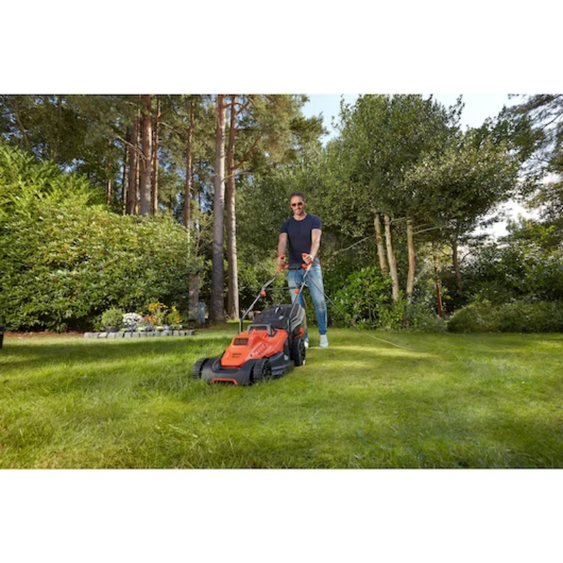 Black & Decker Lawnmower Corded 1600W Cutting Width 38cm